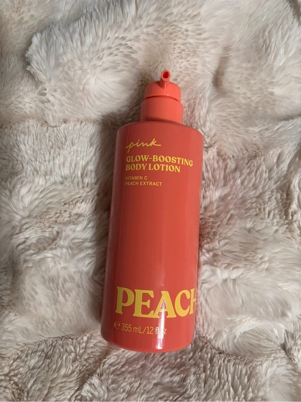 PINK Victoria's Secret Peach Glow-Boosting Body Lotion — Coral Pink